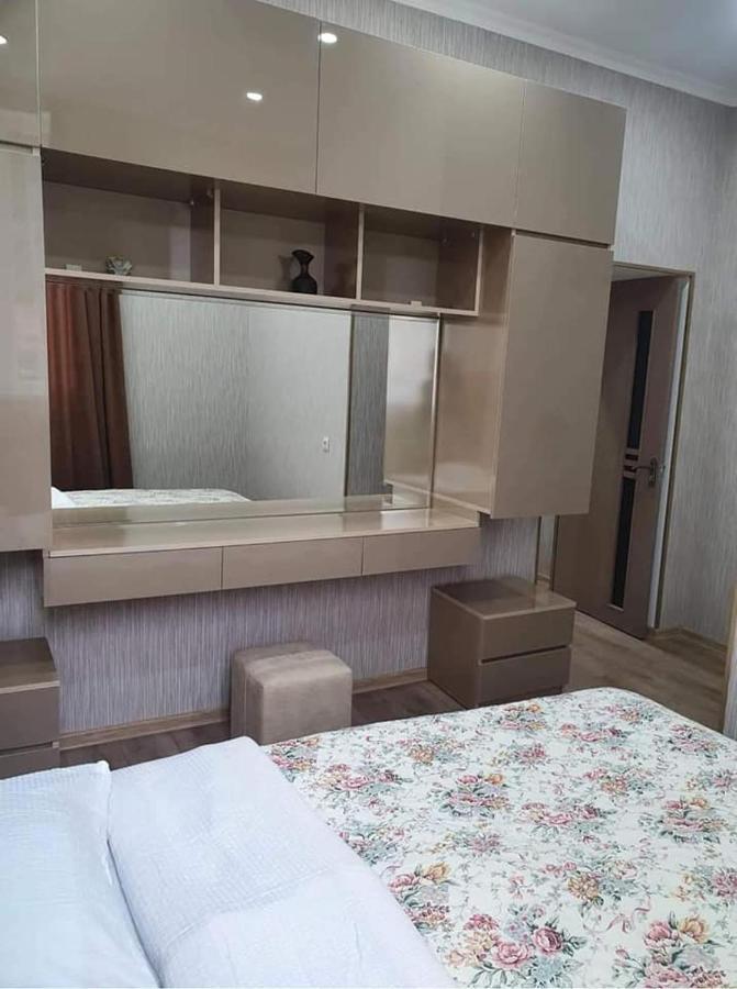 Nari Apartment Borjomi Eksteriør billede